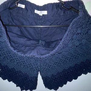 Ann Taylor loft shorts, size 6
